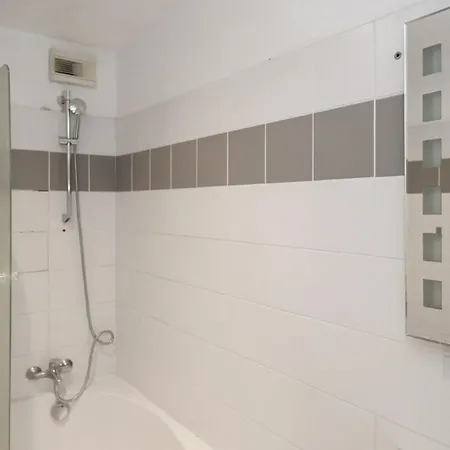 5 Jardin Des Plantes Quartier Anime Apartamento *